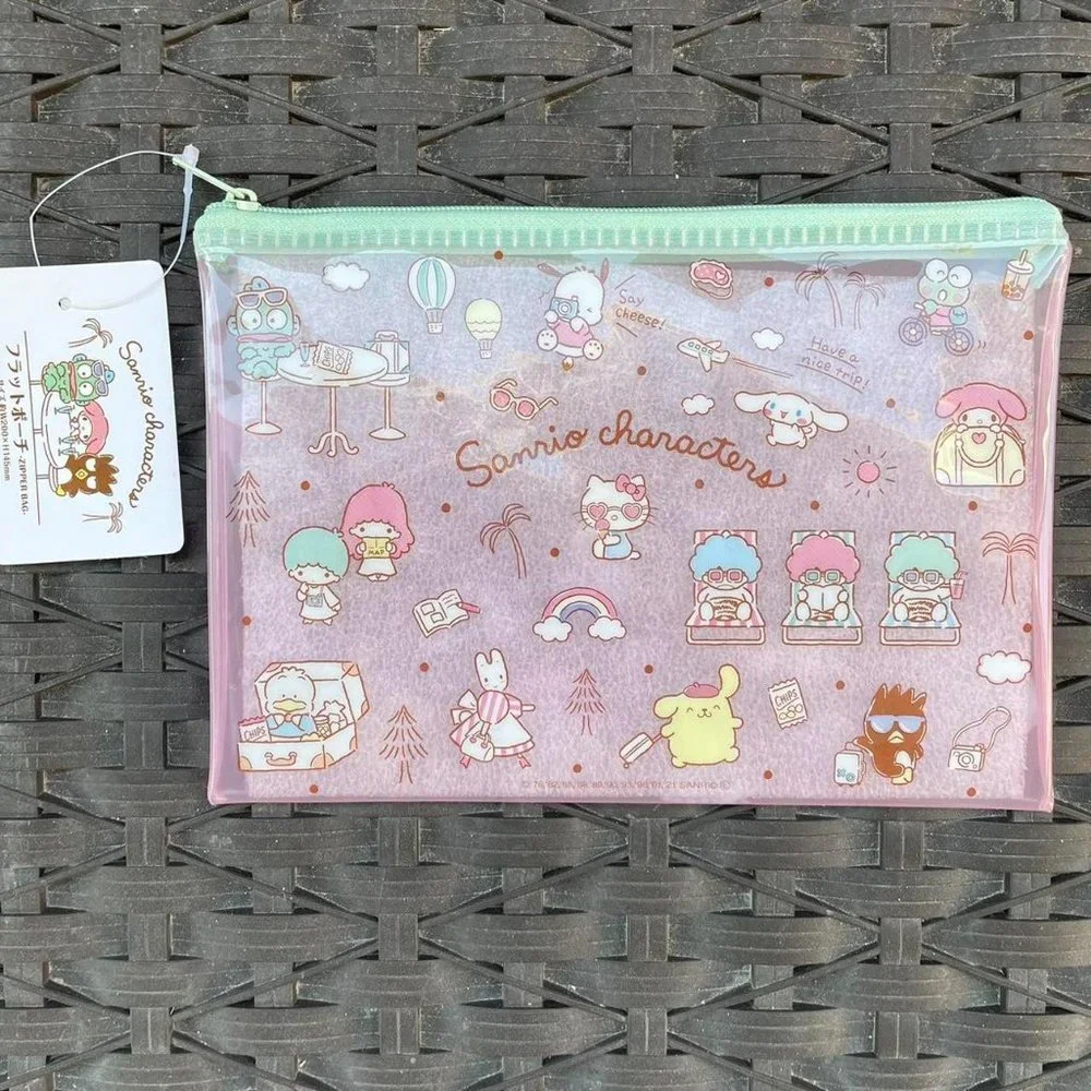 Sanrio —nwt —7